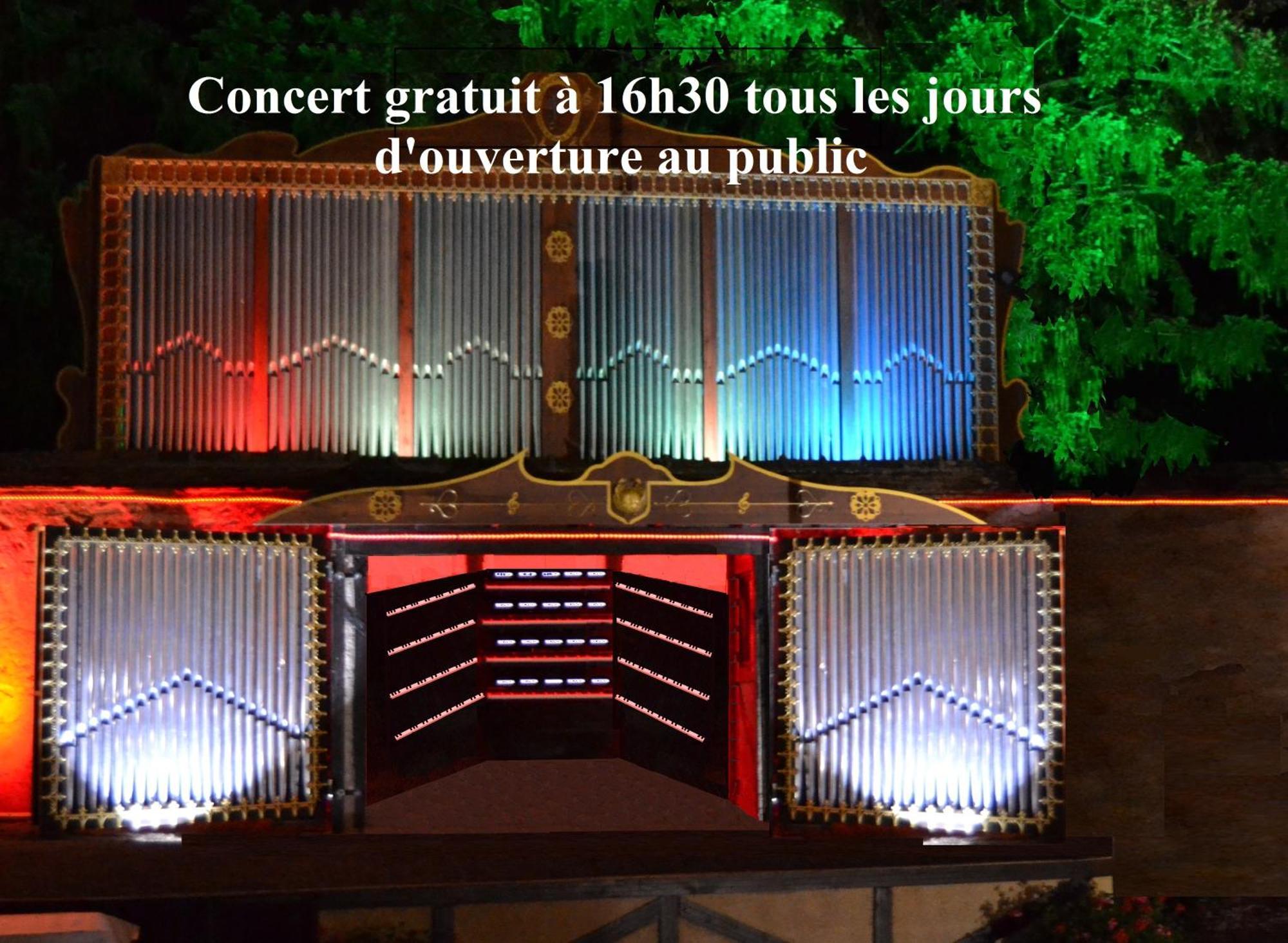 Chateau De Peufeilhoux Vallon-en-Sully Luaran gambar